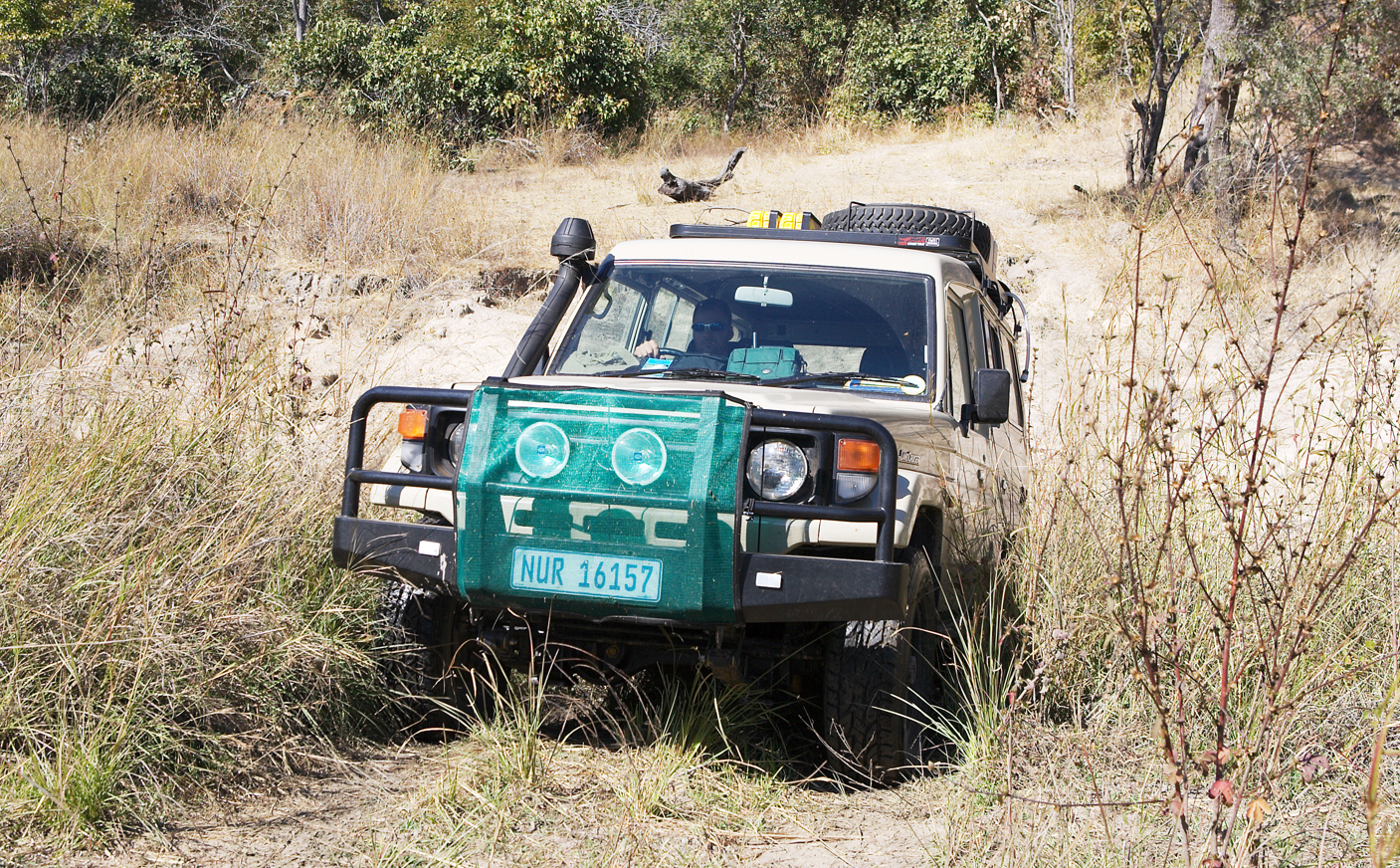 SUITABLE FOR LANDCRUISER 70 SERIES (1984-2006)