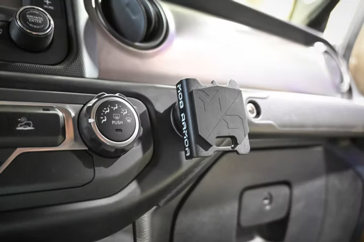 MOB ARMOR | UHF Radio Mount