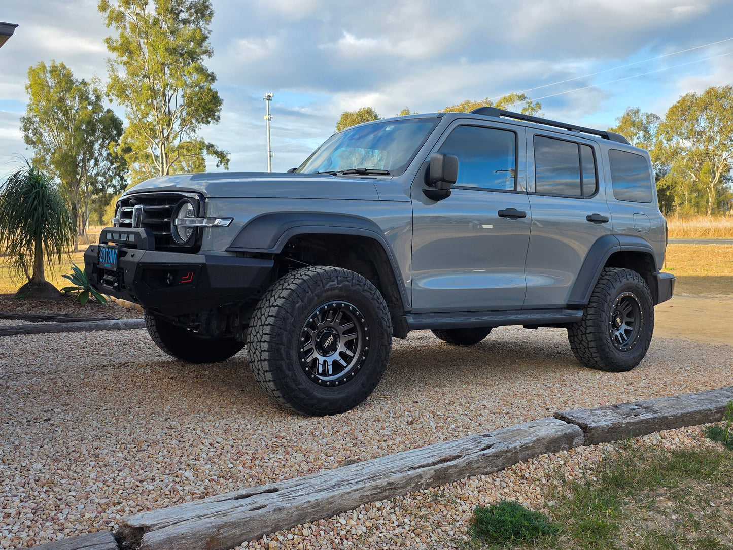 SUITABLE FOR GWM TANK 300 | Dash Offroad Bullbar